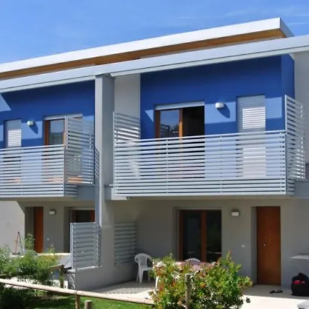 Modern And Relaxing Apartman *